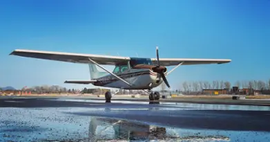 Skynova Aviation - Plane Rides & Pilot Training
