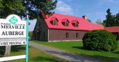 Camping, Ready-to-camp & Inn at Parc de l'Île Melville