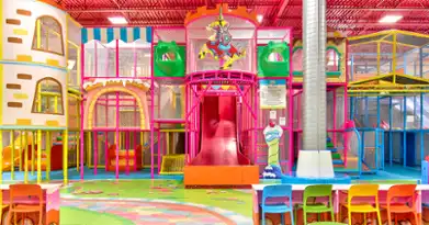 MegaMaze St-Jérome - Indoor Amusement Centre
