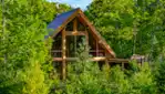 Parc Omega: accommodation in communion with nature