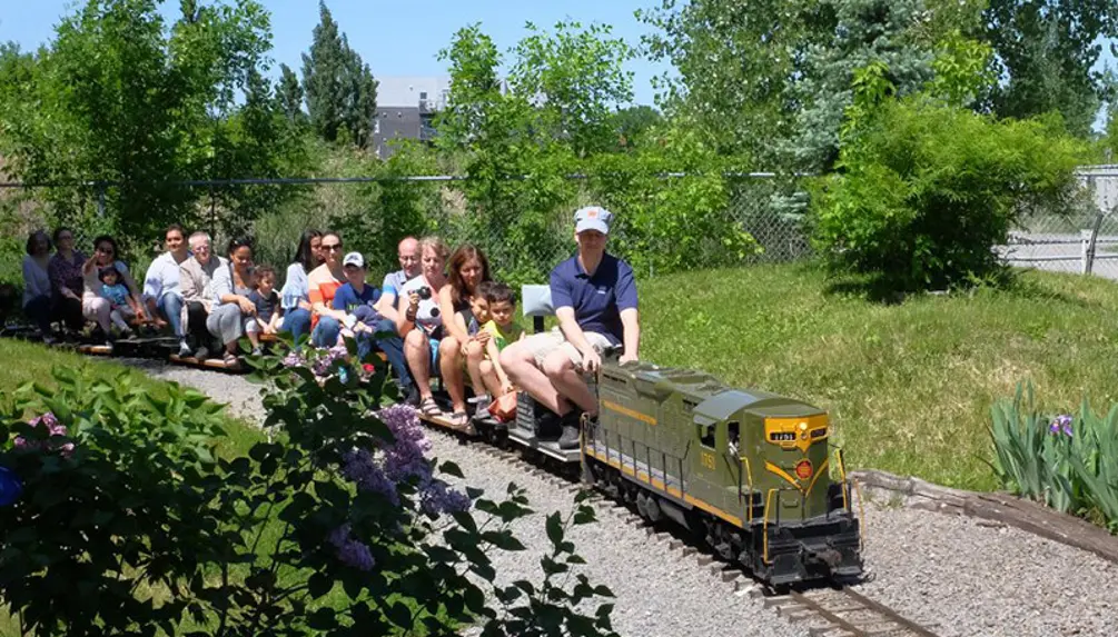 Miniature train ride - Exporail, the Canadian Railway Museum