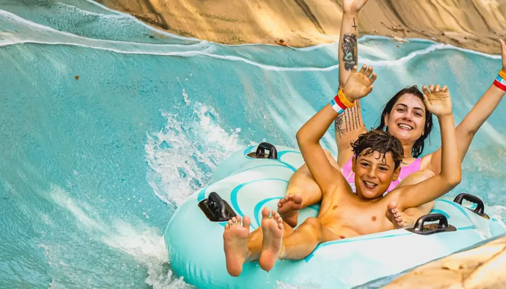 Super Aqua Club: your all-inclusive destination only 30 minutes away from Montreal!
