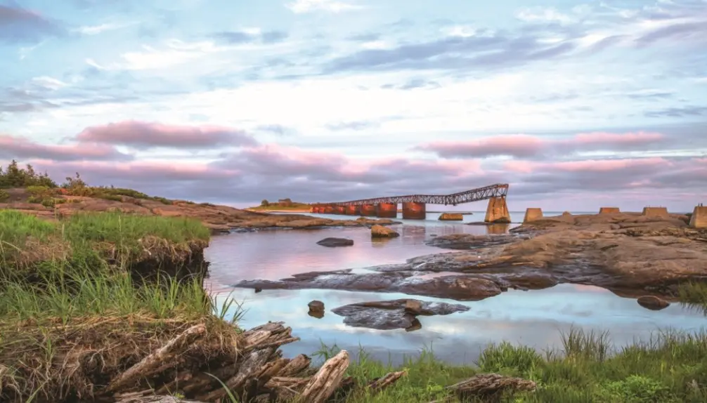 Port-Cartier: A Destination Between River, Forest and Adventure