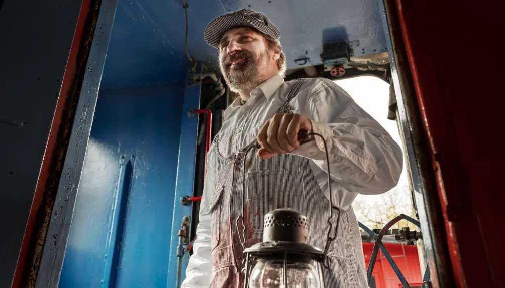Railway Ghosts – A Halloween Treat