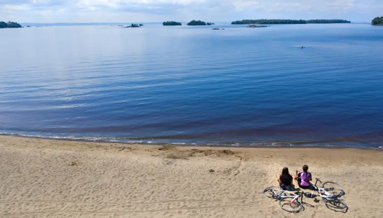 Anse Saint-Jean Beach – Saguenay–Lac-Saint-Jean