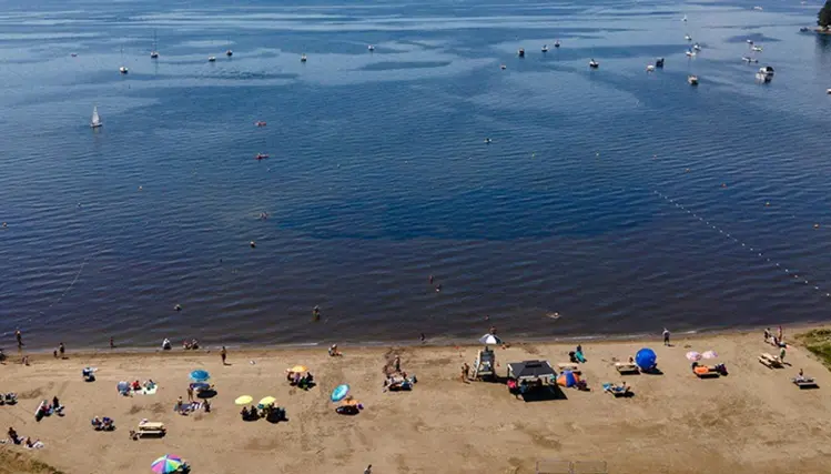 Lake Memphrémagog Beach – Estrie