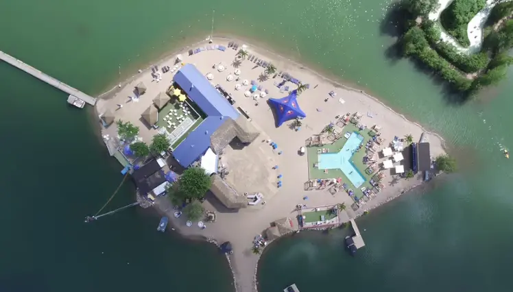 Pointe-Calumet Beach – Laurentians