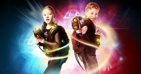 Laser Game Evolution Brossard - Laser Tag Family Fun